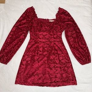Altar’d State red dress size small velour lace pattern‎